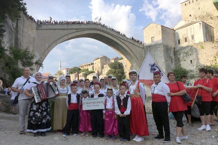 Na Susretima će nastupiti i Buzetski biseri