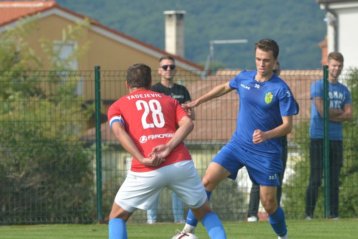 KUCA NA VRATA PRVOG SASTAVA - Matija Fintić (N. LAZAREVIĆ)
