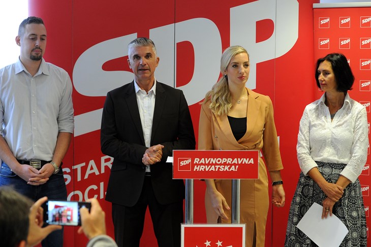 Gordić, Belas, Radolović i Starac predstavljaju svoje zahtjeve Gradu (M. MIJOŠEK)