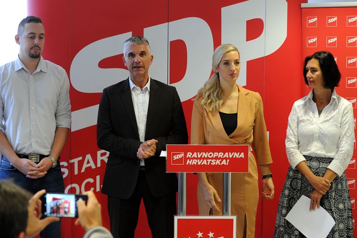 Gordić, Belas, Radolović i Starac predstavljaju svoje zahtjeve Gradu (M. MIJOŠEK)