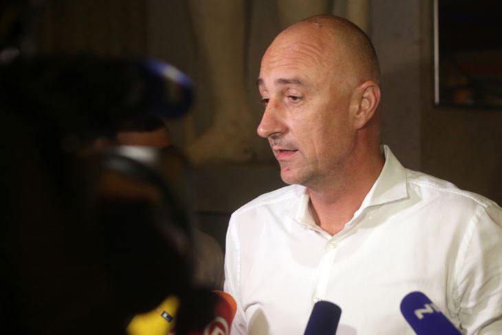  Izvanredni sastanak vodstva HNS-a