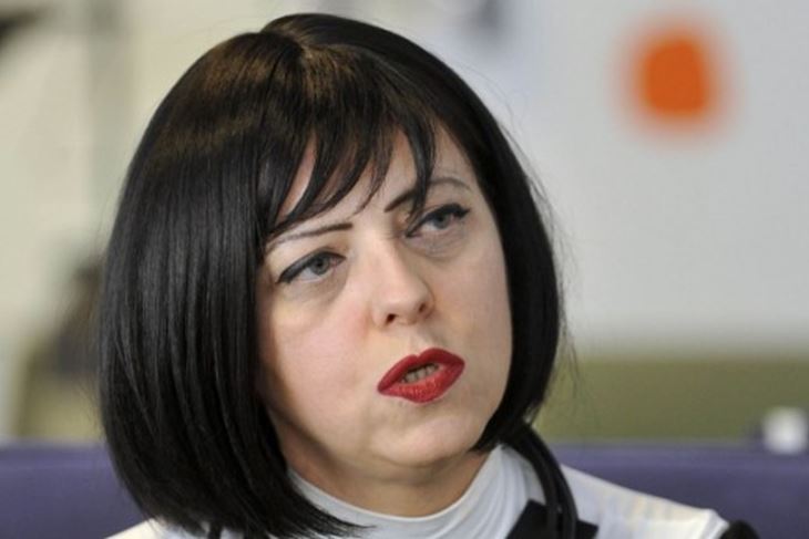 Mirela Holy (Davor KOVAČEVIĆ)