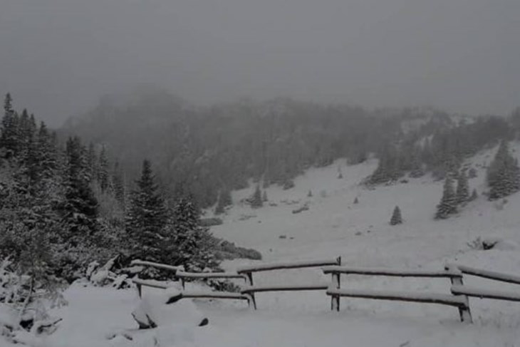 Snijeg na Velebitu (Foto: Istramet)
