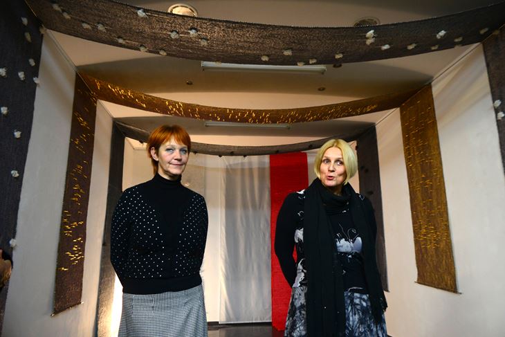 Kristina Nefat i Biserka Vranić Biba na otvaranju izložbe (Dejan ŠTIFANIĆ)