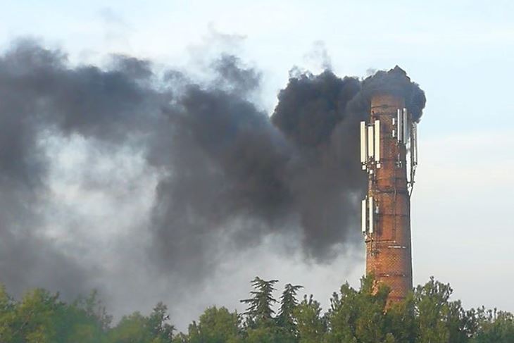 Nakon mrlja u moru, povremeno i dim iz dimnjaka uznemiruje građane