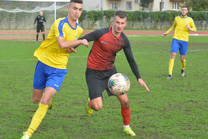 REMIJEM NA ODMOR - Hisa Ramadani (Rovinj) i Luka Ilinčić (Uljanik) (D. MEMEDOVIĆ)