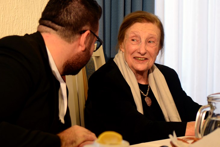 Latinka Perović oduševila je prisutne jednosatnim izlaganjem (Dejan ŠTIFANIĆ)