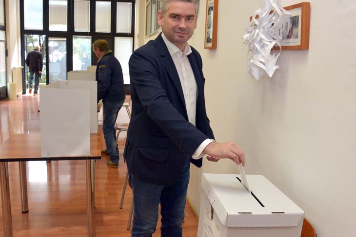 Neven LAZAREVIĆ, Milivoj MIJOŠEK i Danilo MEMEDOVIĆ