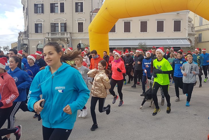 (Nicole TODORIĆ)