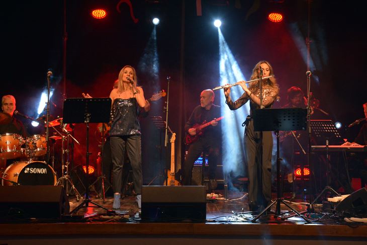 Musicitta' (Neven LAZAREVIĆ)
