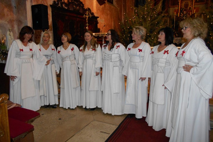 Ženska klapa Luka dvostruki je dobitnik nagrade Porin (D. ŠIŠOVIĆ)