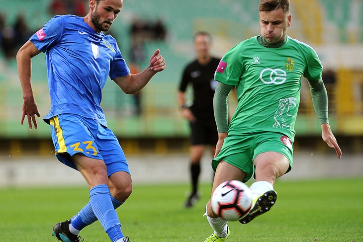 MORA VIŠE "UBADATI" U KAZNENI PROSTOR - Denis Bušnja (Milivoj MIJOŠEK)