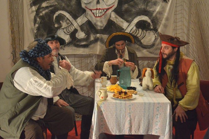 Pirati bujne mašte su Šandor Slacki stariji, Šandor Slacki mlađi, Berislav Mudrovčić i Ian Tataj