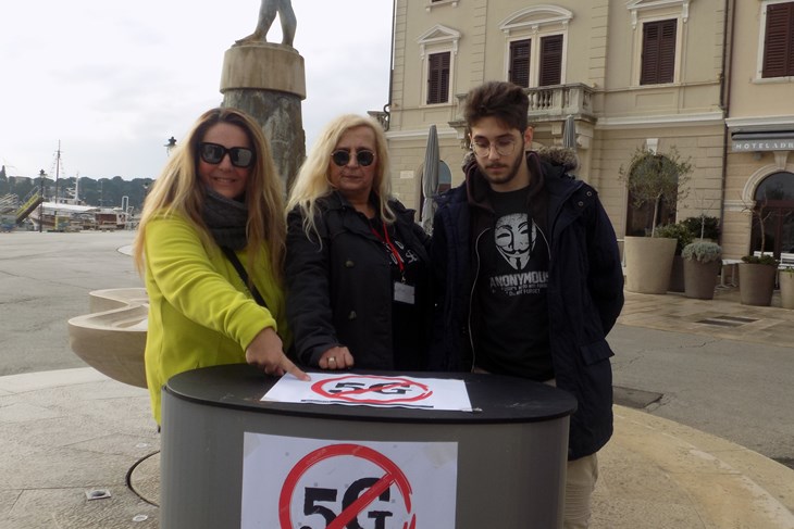 Lili Gudelj, Snježana Štefančić Hoefel i Marko Gavrić