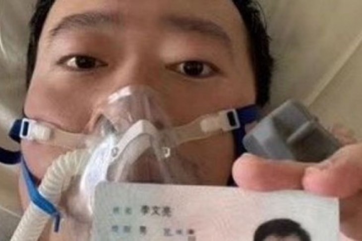 Smrt liječnika razotkrila cenzuru u Kini, heroj je prije smrti poslao selfie iz bolničkog kreveta