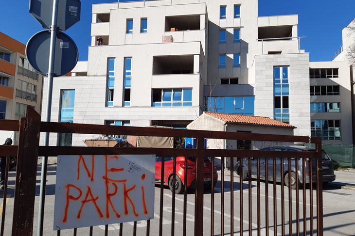 Stara zgrada Istragradnje kupljena je i obnavlja se (Duška PALIBRK)