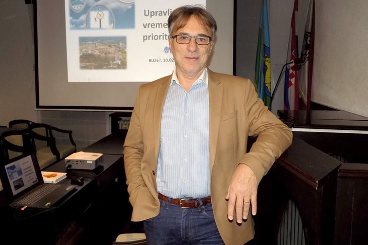 Velimir Srića (Gordana ČALIĆ ŠVERKO)