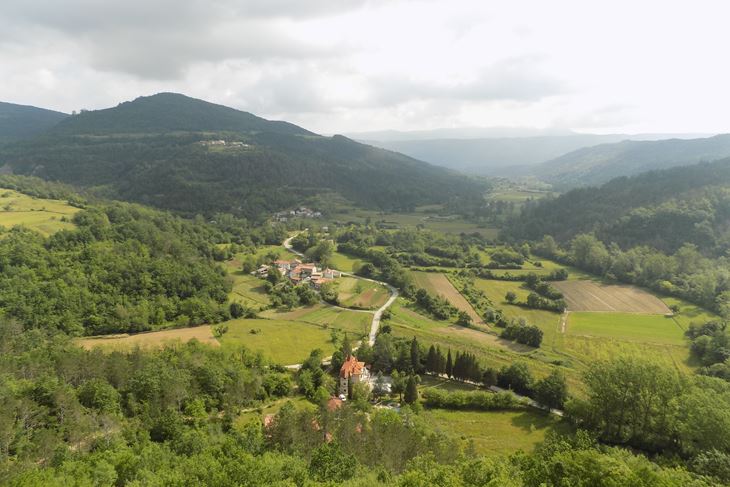Zakup je dominantan oblik raspolaganja državnim zemljištem (Gordana ČALIĆ ŠVERKO)