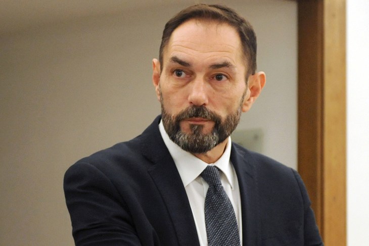 Dražen Jelenić (Darko JELINEK)