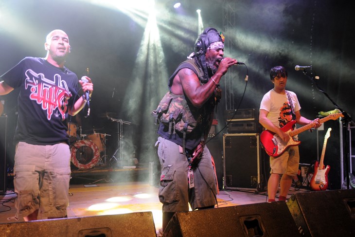 Asian Dub Foundation imala je priliku slušati i pulska Seasplash publika (Dejan ŠTIFANIĆ)