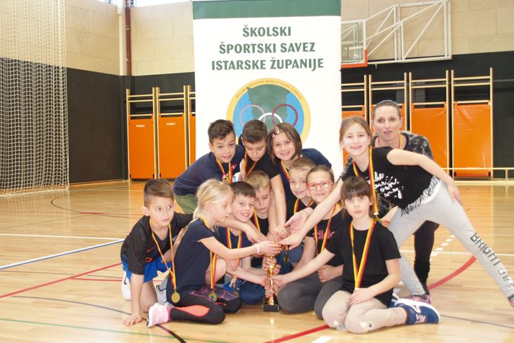 Pobjednička ekipa OŠ Jurja Dobrile Rovinj
