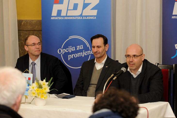 (M. MIJOŠEK)