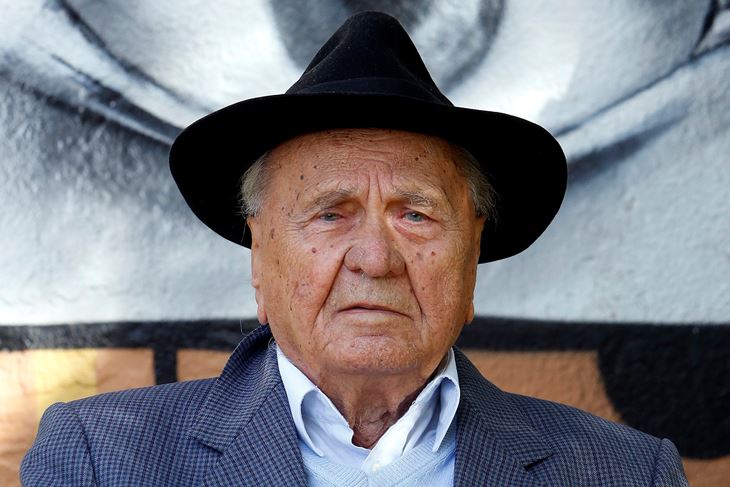 D. TADIĆ/CROPIX