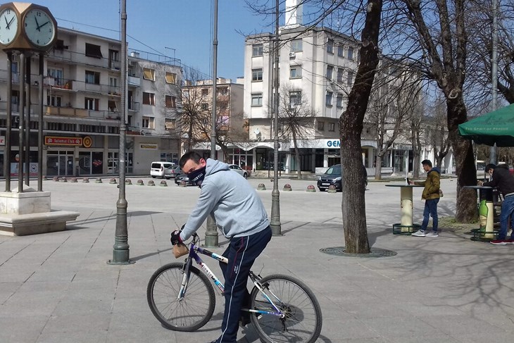 Ima i onih koji misle da je situacija s korona virusom prenapuhana (Snimio: M. RIMANIĆ)    
