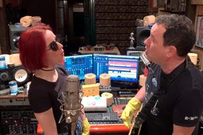 Pjesma je snimljena u kućnoj radinosti