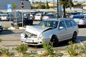 Sudar tri automobila kod kružnog toka u Šijani (Danilo MEMEDOVIĆ)