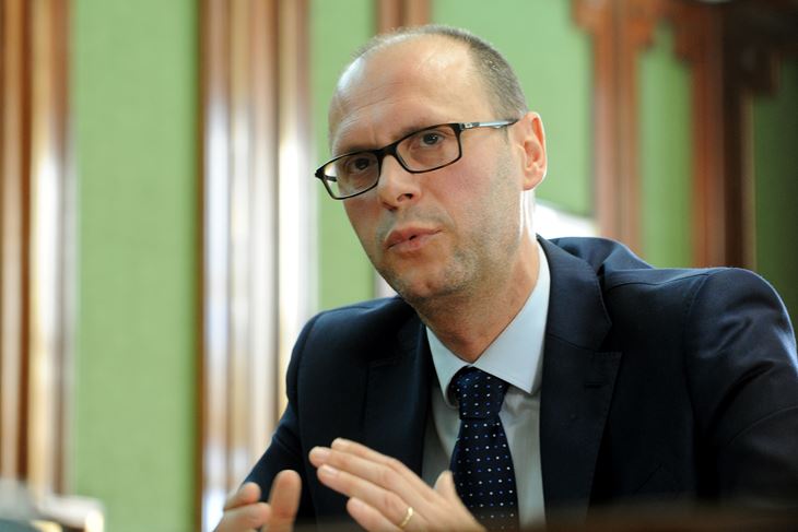 (M. MIJOŠEK)