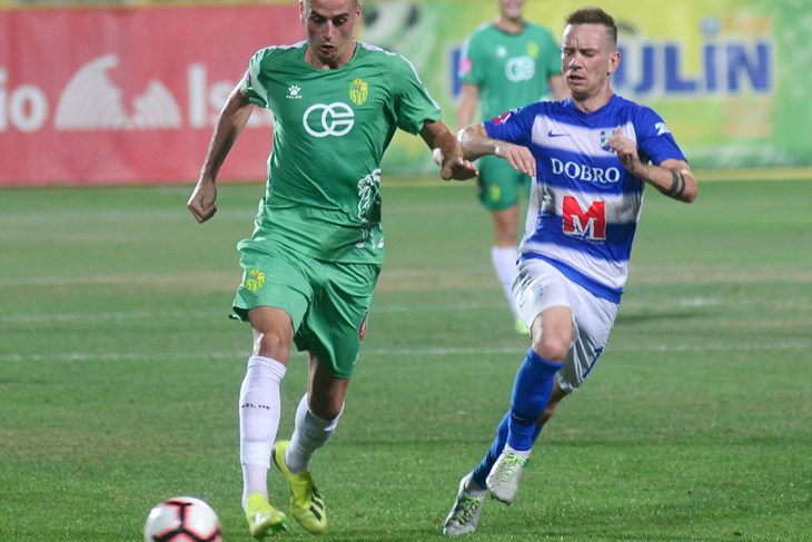 KREĆU POSLJEDNJU SUBOTU U SVIBNJU - Stefan Lončar (D. ŠTIFANIĆ)