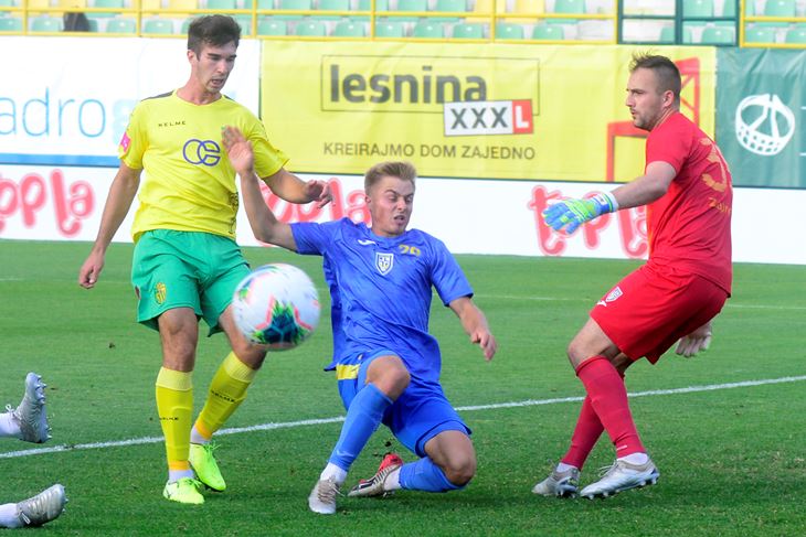 (Dejan ŠTIFANIĆ)