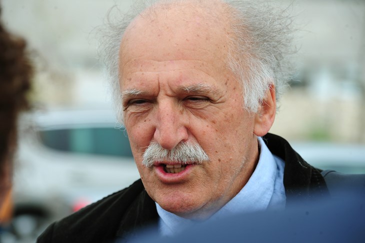 (M. MIJOŠEK)