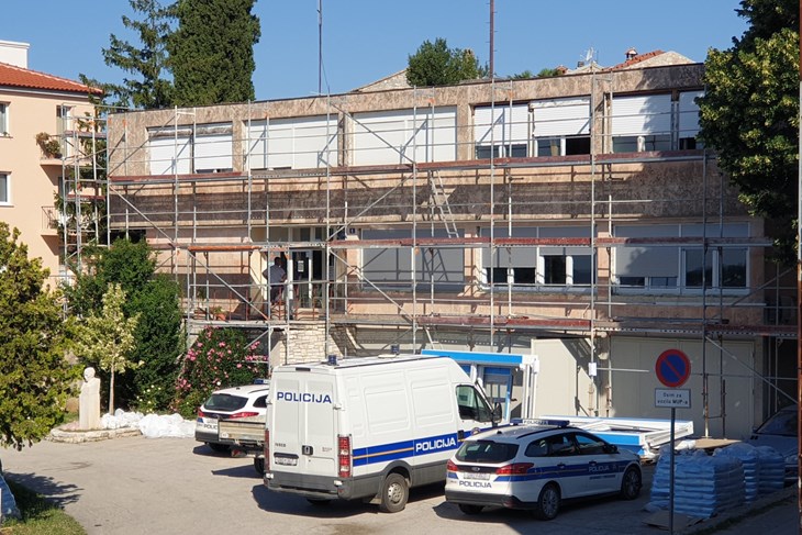 (L. JELAVIĆ)