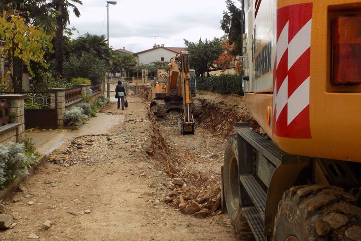 Optički kablovi protežu se duž naselja Monfiorenzo