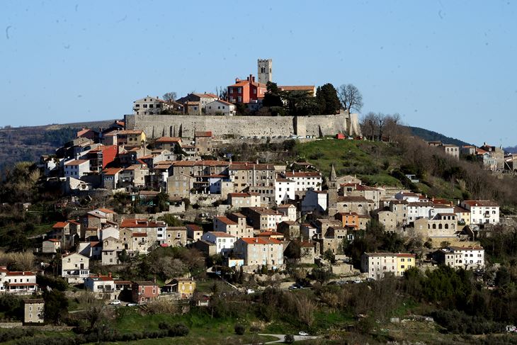 Motovun (Milivoj MIJOŠEK)