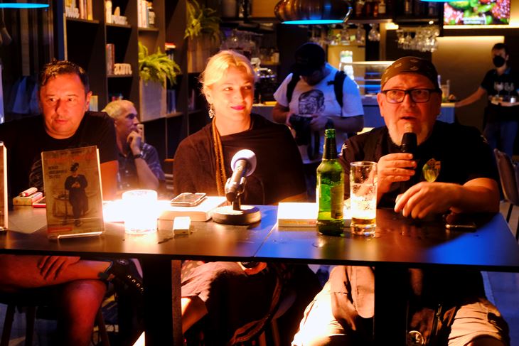 Predrag Ličina, Paola Orlić i Nenad Marjanovic - Dr. Fric knjigu su predstavili u caffe baru Dvojka (Hassan ABDELGHANI)