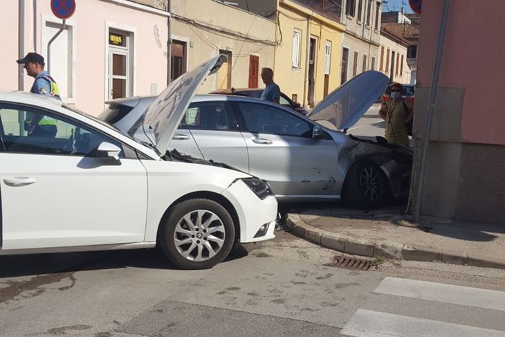 (S. PERŠIĆ)