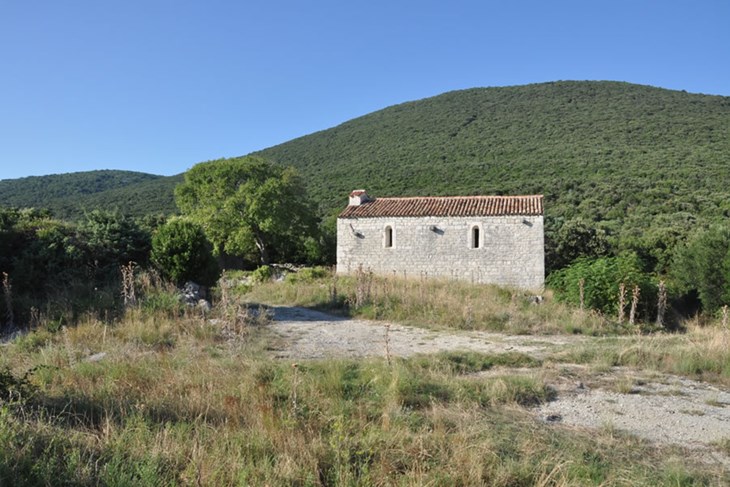 Crkva sv. Ivana Krstitelja Glavosijeka (Brovinje)