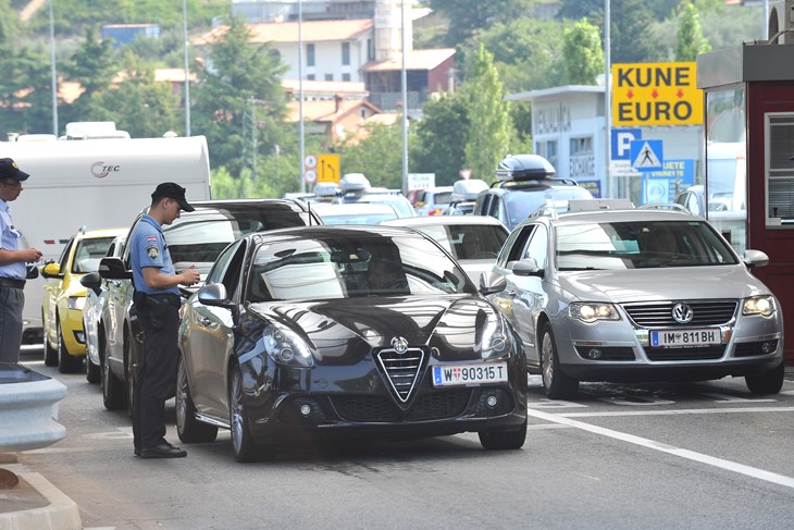 (Milivoj MIJOŠEK)