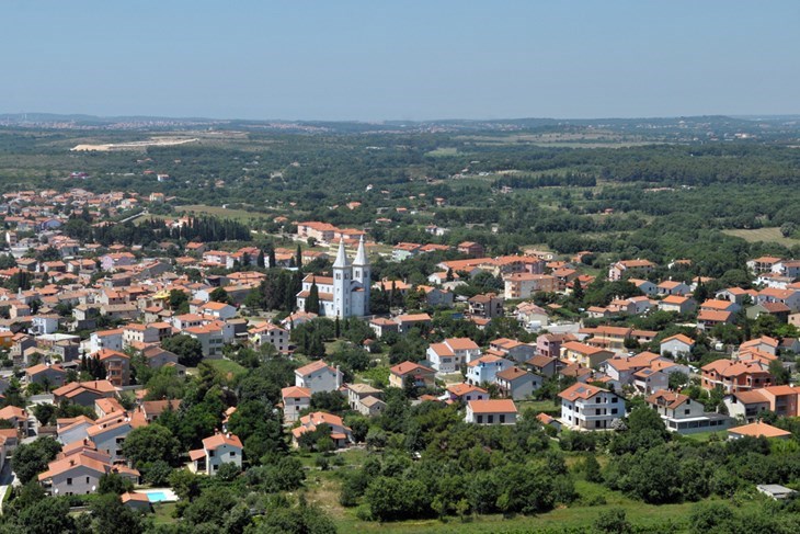 (M. MIJOŠEK)