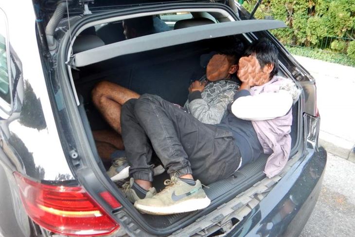 Talijani prevozili migrante iz Bangladeša i Pakistana (www.policija.si)