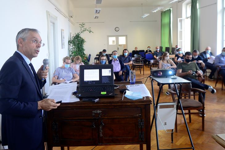 Bruno Dobrić za izlaganja o značaju Naše sloge (Dejan ŠTIFANIĆ)
