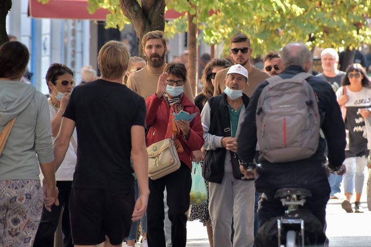 Treba staviti u odnos štetu koju činimo djeci i mladima spašavajući starije sugrađane (Duško MARUŠIĆ-ČIČI)