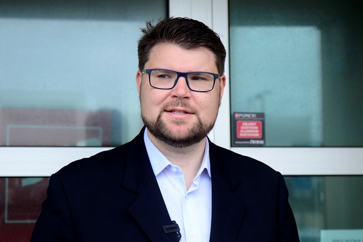 Peđa Grbin (Dejan ŠTIFANIĆ)