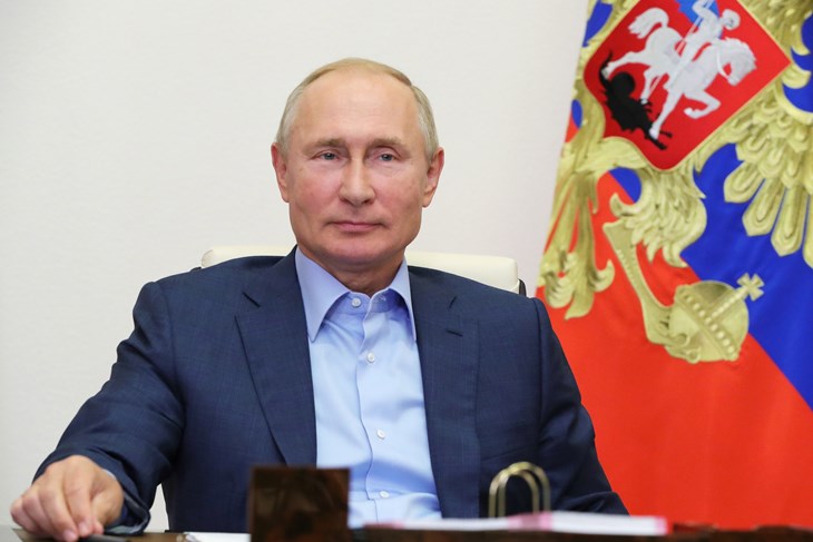 RUSSIA GOVERNMENT PUTIN
epa08654387 Russian President Vladimir Putin attends a meeting with winners of the Leaders of Russia contest for managers, via teleconference call at Novo-Ogaryovo state residence, outside Moscow, Russia, 08 September 2020. EPA/MICHAEL KLIMENTYEV / SPUTNIK / KREMLIN POOL / POOL MANDATORY CREDIT