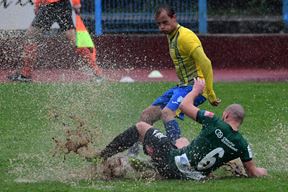 Uvjeti na labinskom stadionu nisu bili za igru (Milivoj MIJOŠEK)