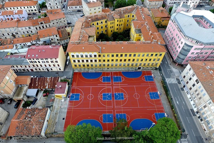gimnazija