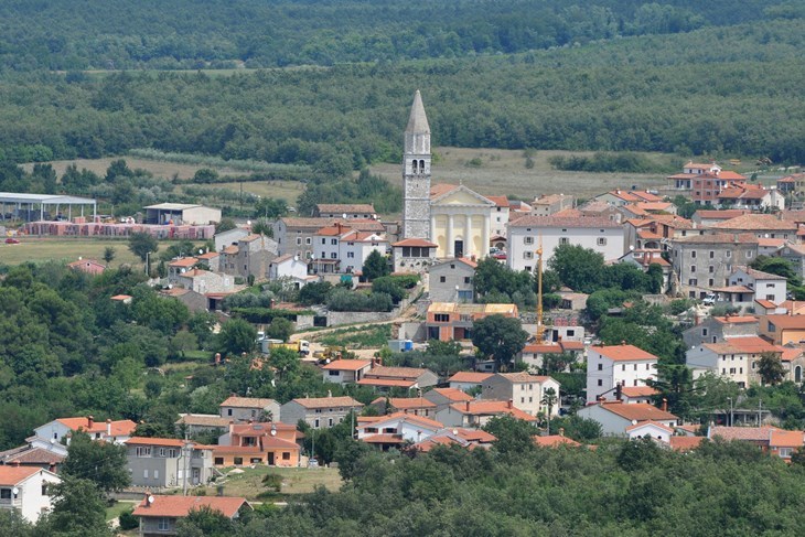 Višnjan (Arhiva)
